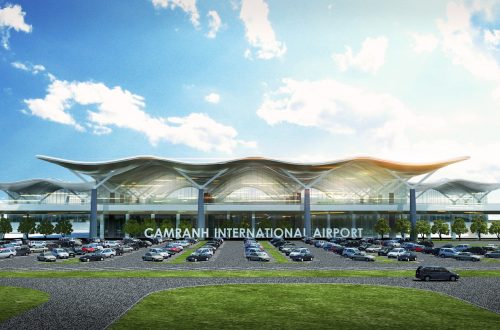 Аэропорт Нячанг (Камрань)