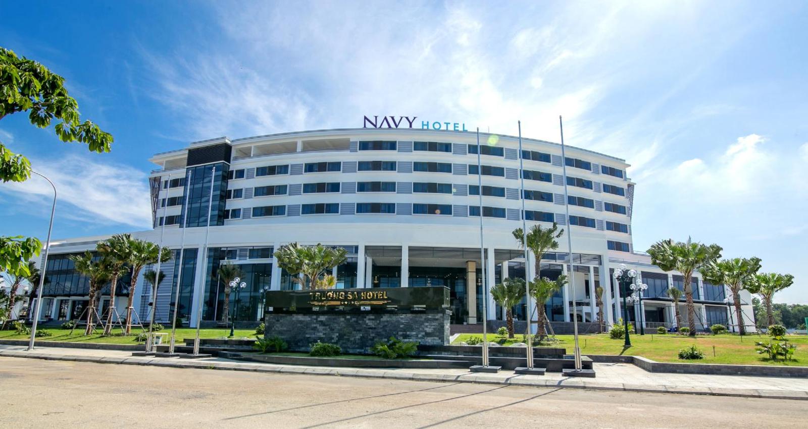 NAVY HOTEL CAM RANH
