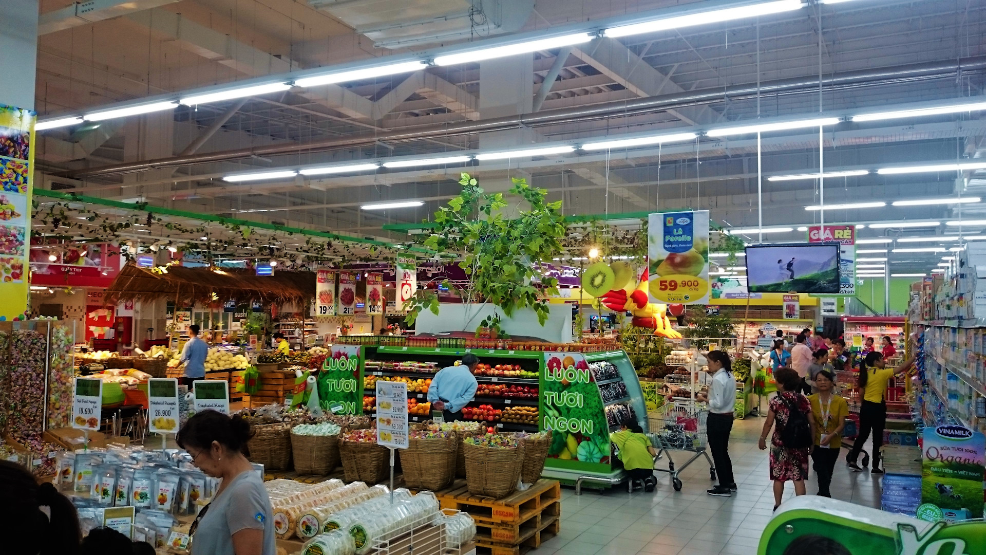 Супермаркет в Нячанг центре