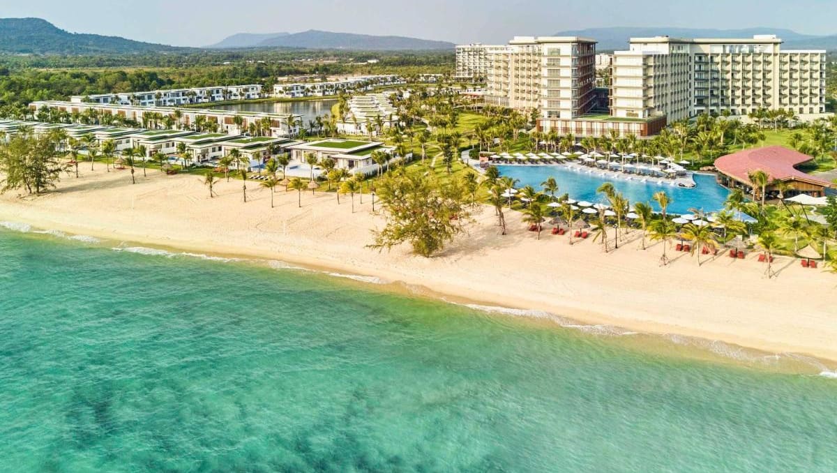 Пляж отеля Movenpick